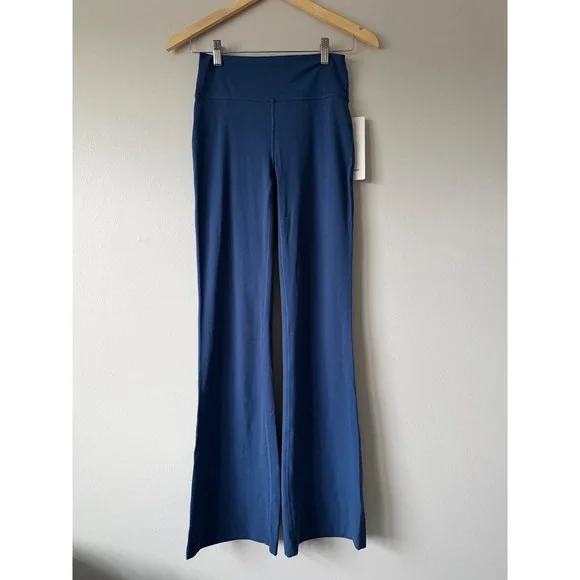 Lululemon Groove Nulu HR Flared Pant Regular Blazer Blue Tone LW5HAOR Size 6 NWT - Picture 2 of 5